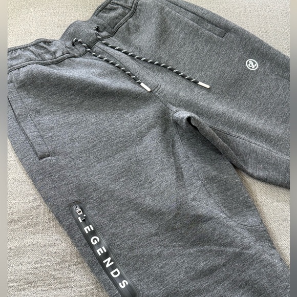 LEGENDS sweatpants - Picture 2 of 3